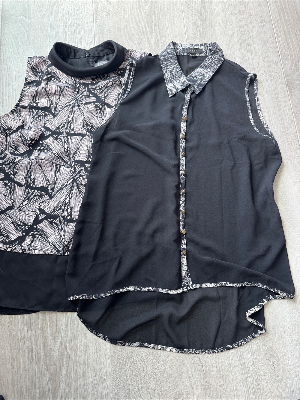 Women's Black Sleeveless Button Front Blouse with Contrast Trim